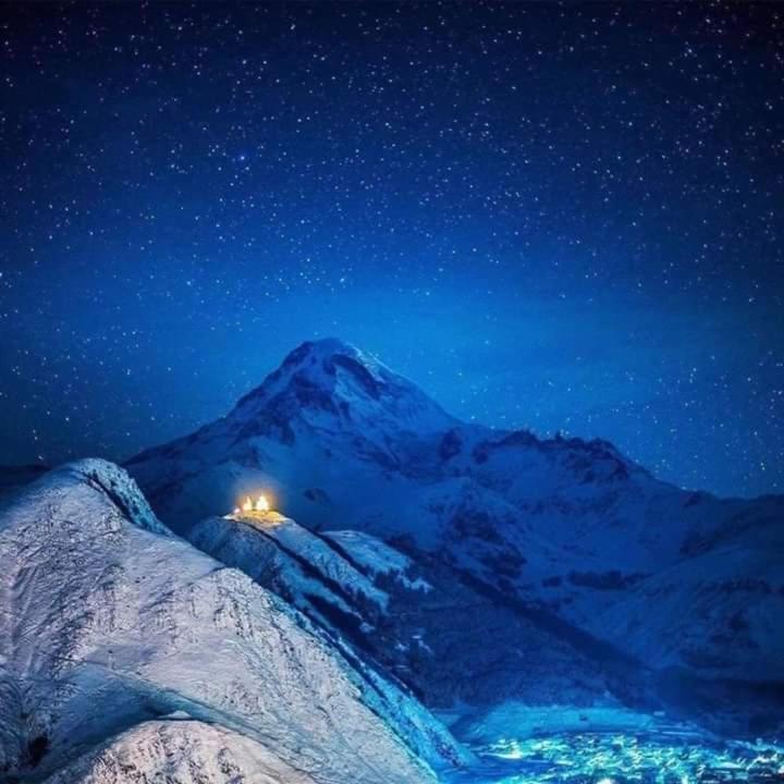 Hotel Kazbegi 1 ภายนอก รูปภาพ